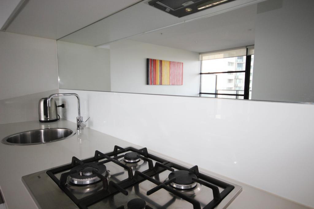Wyndel Apartments - Southbank Views Melbourne Exterior photo