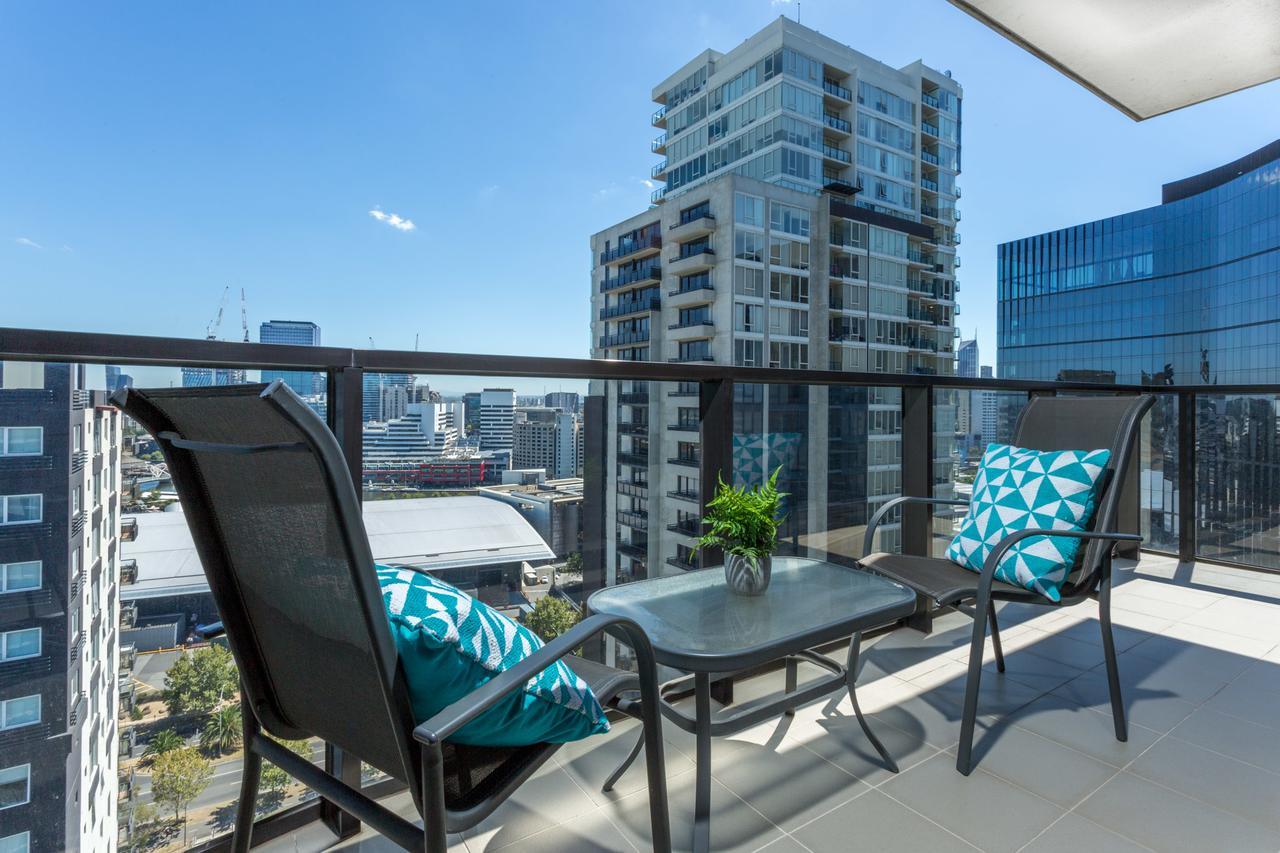 Wyndel Apartments - Southbank Views Melbourne Exterior photo